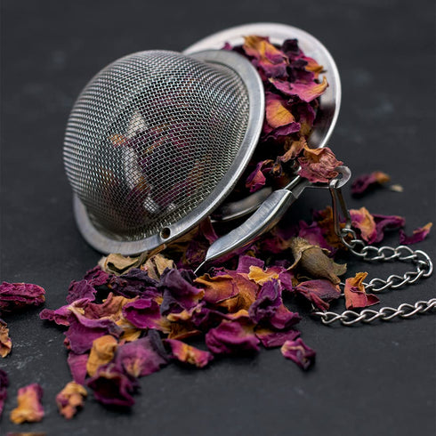 (8 oz) MagJo Naturals Red Rose Petals, Dried, Culinary Grade A, Harvested from Faiyum Oasis in Egypt