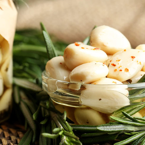 15.9 (Pack 2) Sanniti Spanish Pickled Garlic, Ounces