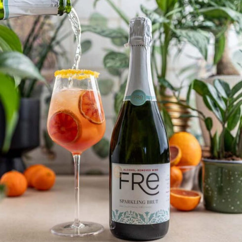 Sutter Home Fre Sparkling Brut from California Vineyards - Bubbles of Green Apple and Ripe Pear Aromas with a Dry