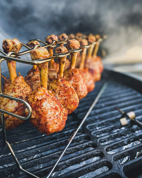 Hardcore Carnivore Red: All Purpose Seasoning for Pork, Chicken, BBQ (Large Shaker)