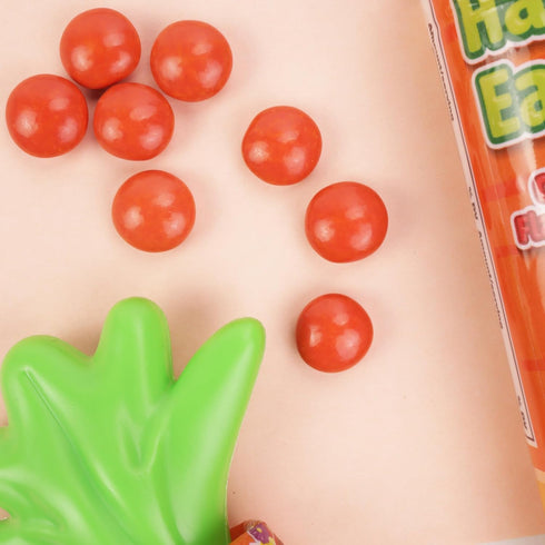 Pack 3 Needzo Plastic Carrot Filled with Orange Easter Chocolatey Pieces, Crunchy Shell Candy Coated Chocolatey
