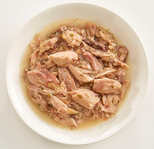 8/2.46 oz RAWZ Shredded Salmon, Aku Tuna & Tuna Oil Recipe Pouches