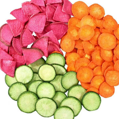 Aandiso 7.76 OZ 220g Three-Colour Radish Crispy Dried Mixed Radish Chips Carrot Green Radish Red Radish Holiday Gifts