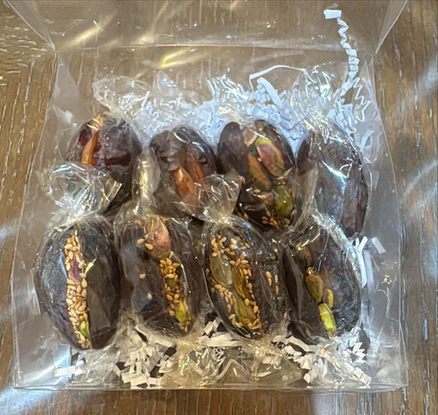 7 oz Organic Medjool Stuffed Date with Nuts : Assorted Almond, Pistachios, Sesame Seeds
