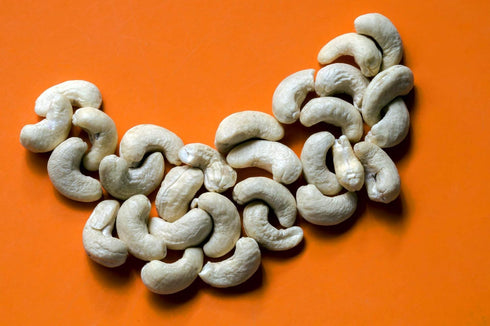 2 Lbs Anna and Sarah Raw Cashews in Resealable Bag