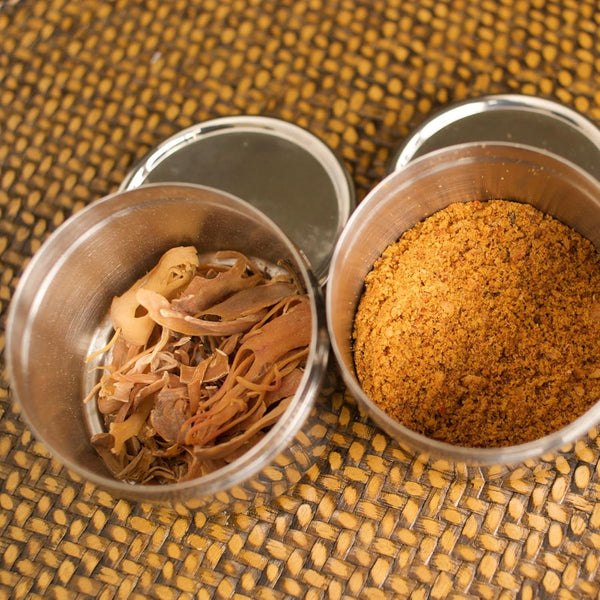 CARIBBEAN GARDEN SEEDS Ground Mace (1 lb), The Aromatic Golden Brown Spice