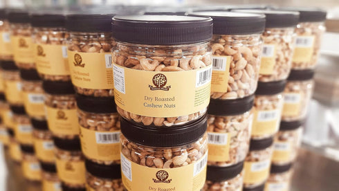 17.63 Oz (500g) Nutural World - Dry Roasted Whole Cashews - Unsalted - Great Taste Award Winner