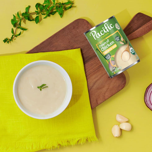 10.5 oz Pacific Foods Organic Cream of Chicken Soup, Can
