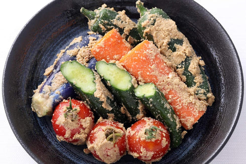Isesou 35oz) Bran Nuka Miso. You can make Japanese pickles by adding cut vegetables (cucumbers, carrots, eggplants