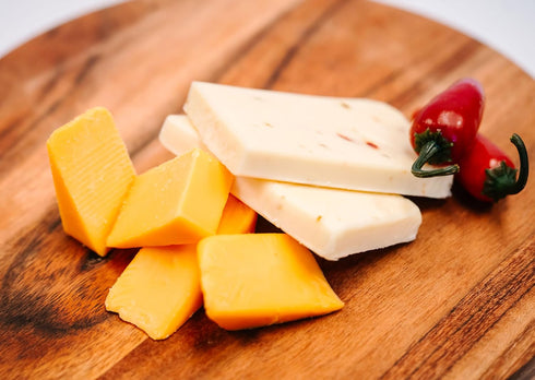 Summer Summer Classic Assortment | Cheese & Sausage Gift Box | Wisconsin Cheddar & Hot Pepper Cheese, Two Sausages
