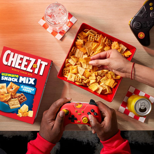 10.5oz (1 Cheez-It Ultimate Snack Mix, Salty Snacks, Pantry Size, Box Box)