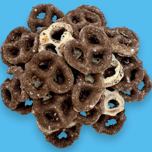 1 lb Bits(16 oz) Cookies n Cream Dipped Pretzels Sweet & Salty Snack Crunchy Pretzels Coated in Cookies and Cream