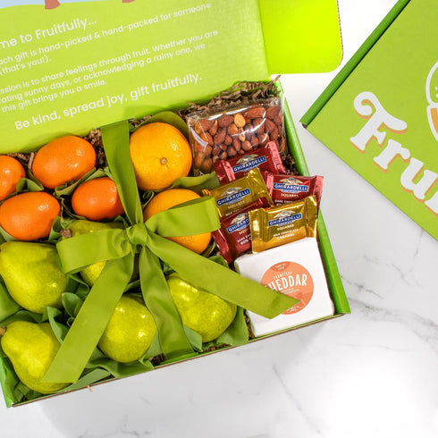 Harvest Favorites Gourmet Gift Box - A Delightful Selection