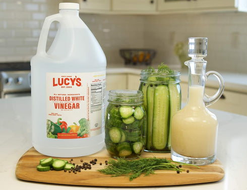 1 (128 oz) 5% 1 (128 oz.)) Lucy's Family Owned - Natural Distilled White Vinegar, Gallon - Acidity (White Vinegar