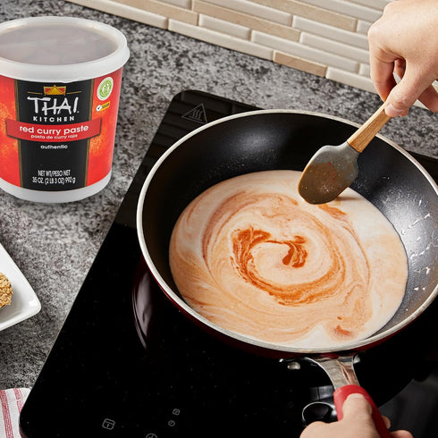 35 oz 35 Thai Kitchen Red Curry Paste, - One Ounce Tub of Thai Red Curry Paste with Red Chili Pepper, Lemongrass, Thai