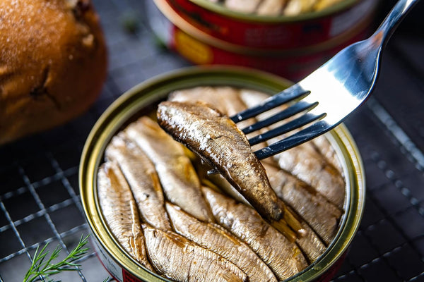 MW Polar Brisling Sardines, Smoked in Olive Oil, 4.23-Ounce