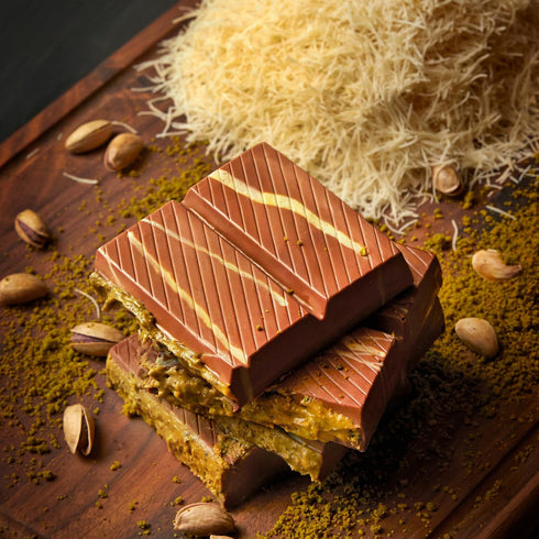 200g (Pack 4), 7.05 Oz. Luxury Dubai-Style Chocolate Bar of Rich & Exotic Gourmet Milk Chocolate, with Pistachio Butter