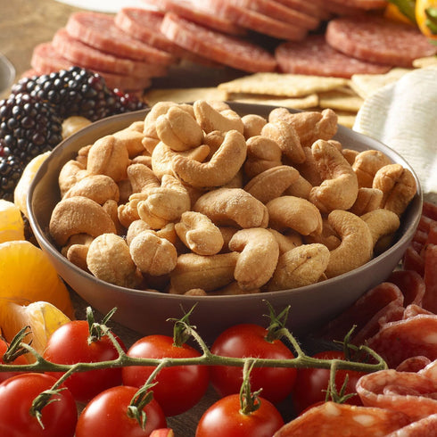 Generic 33 oz Premium Roasted Cashews MembeR Mark Sea Salt Whole Cashews