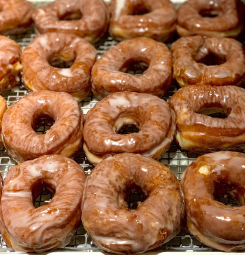 Mamie's Cafe and Bakery 2 LB 14 oz Yeast Raised Doughnut Mix and Recipe