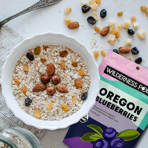 (2 32 Wilderness Poets, Organic Oregon Blueberries (Sweetened with Organic Apples) - Whole Dried Fruit Pound - Ounce)
