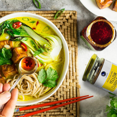Eastern Blue 8oz 227g Thai Curry Paste - Thai Green Curry Paste & Thai Yellow Curry Paste Each | Ready to Eat Authentic