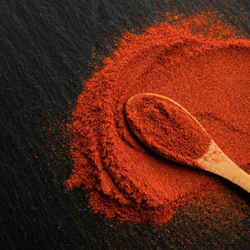 Pride of Szeged Sweet Paprika Powder, Seasoning Spice, Deep Red, 4 oz. Tin