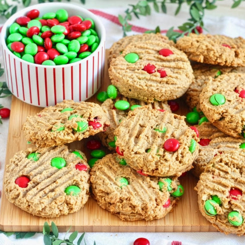 Buha Sweets 2 Bulk Christmas Peanut Butter Chocolate Candy Pound - Red & Green Candy Coated Peanut Butter Filled Milk