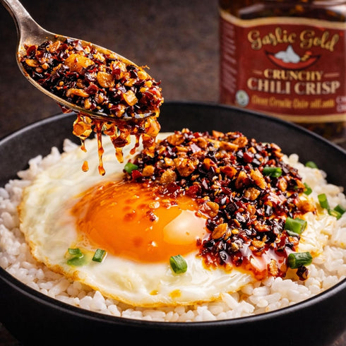 (6.4 oz) Garlic Gold Organic Crunchy Chili Crisp Olive Oil Infused with Garlic & Chili, USDA Organic, Gluten Free