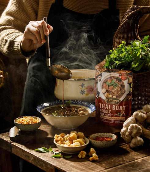 Phetchara Thai Boat Noodle Soup Paste - Delicious, intense, and fragrant with fresh ingredients! Original recipe, easy