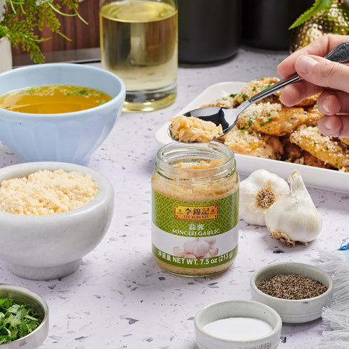 7.5 oz Lee Kum Kee Garlic Minced