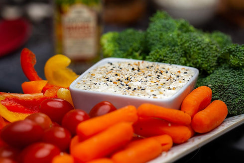 Everything Bagel Seasoning, 20 Ounce Shaker Bottle, Mix of Sesame Seeds, Garlic, Onion & Salt