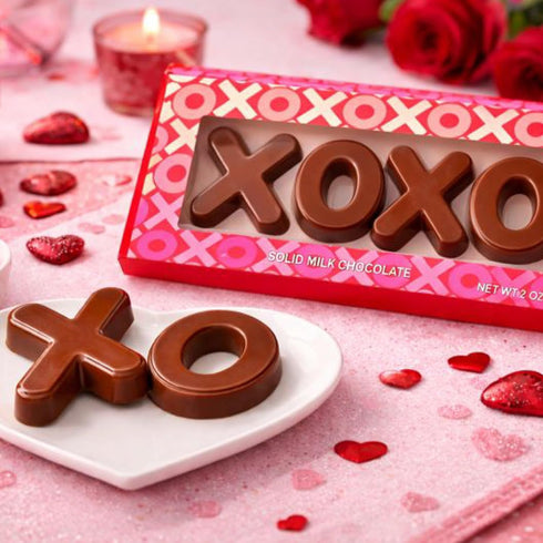(2 OZ) DOUzzle Mothers Day Treats, XOXO Chocolate Candy Gift Box, Premium Milk Chocolate, Kosher Dairy Cholov Yisroel