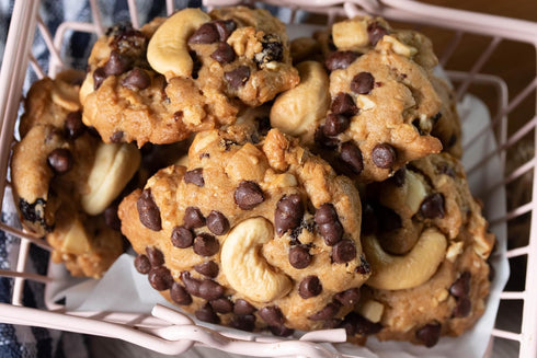 RawJoy Cookie,1 Fresh New York City Chocolate chip Pound