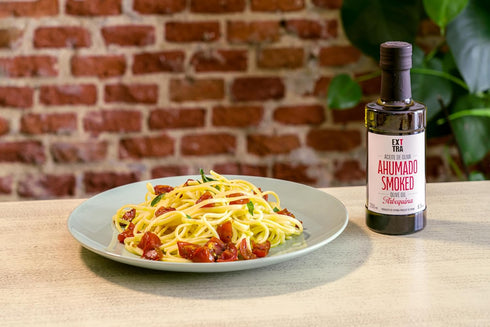 Exttra 8.45 oz 250 ml | Naturally smoked Spanish extra virgin olive oil, made with cold smoke, fl / bottle
