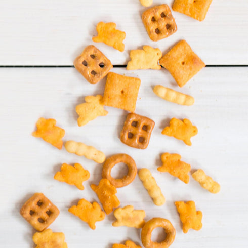 2.5 oz (Pack 12) Annie's Organic Cheddar Snack Mix With Assorted Crackers and Pretzels, Bag