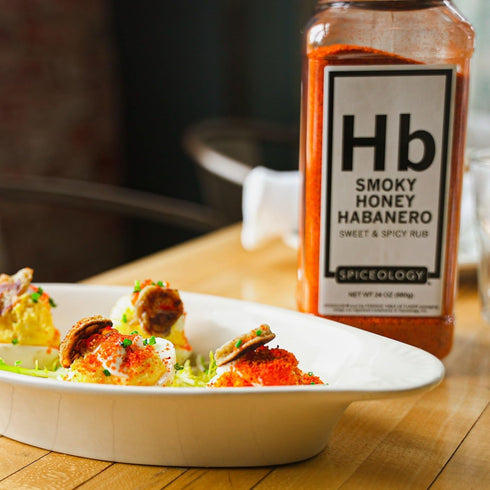 24 oz Spiceology - Smoky Honey Habanero - Sweet & Spicy BBQ Rub for Smoking or Grilling - Use On: Chicken, Wings, Pork