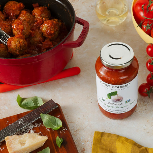 24 oz (Pack 3 Dave's Gourmet Organic Roasted Garlic & Sweet Basil Pasta Sauce, of Jars) - Vegan & Gluten-Free Pasta