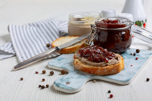 8.11 oz (230g) (Pack 2) Sanniti Caramelized Onion Jam Sweet & Savory Gourmet Spread Perfect for Cheese Boards, Meats