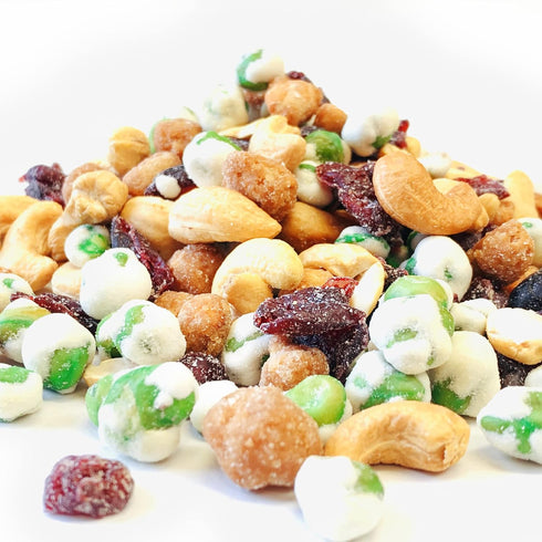 Packs 3 NY SPICE SHOP Sweet Wasabi Trail Mix with Mixed Nuts - Dried Fruit Healthy Snacks for Adults and Kids - Nut