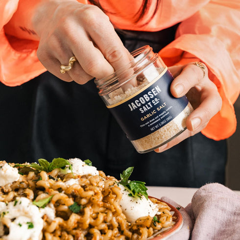 3.38oz Jacobsen Salt Co. Garlic Salt Kosher Sea Salt, Non-Iodized Made in USA, Non-GMO, Steak Seasoning, Garlic