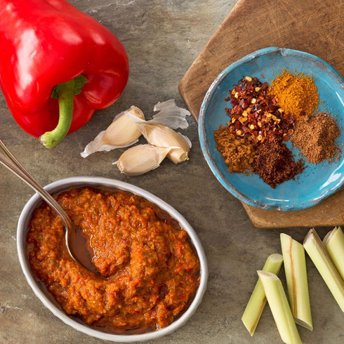 1.37 Oz McCormick Gourmet Organic Hot Madras Curry Powder