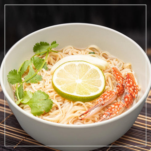 12-Pack, 2.47 4 Vi Huong Instant Pho Noodles - Ounce Bowls, Chicken And Beef Variety - Authentic Pho Soup Recipe, Ready
