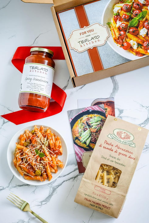 Set Terlato Kitchen Weeknight Pasta Gift with Sauce, Italian Penne Pasta, Recipe Cards (Spicy Giardiniera)