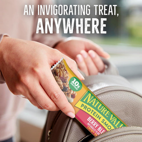 5 7.1 oz Nature Valley Protein Smoothie Chewy Snack Bars, Berry Blend Protein Bars, Bars