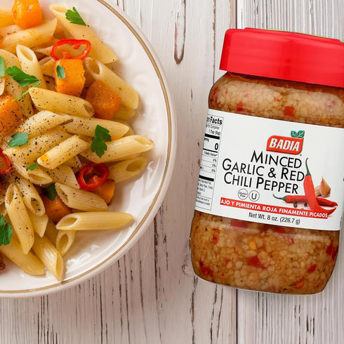 8 oz Badia Minced Garlic & Red Chili Pepper Spicy Savory Blend with Garlic and Crushed Red Pepper Flakes