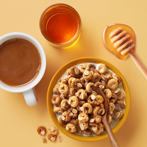 24 oz (Pack 2) Cheerios Oat Crunch Oats 'N Honey Breakfast Cereal, Made with Whole Grain, Family Size