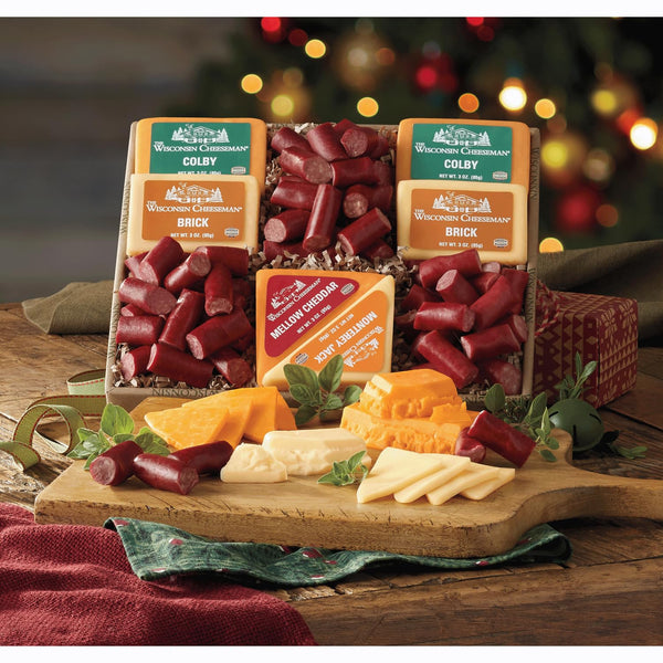 The Wisconsin Cheeseman The Big Nibbler Gift Basket with Summer Sausage Meats