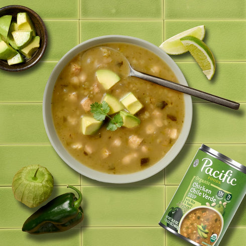 16.3 oz (12 Pack) Pacific Foods Organic Chicken Chile Verde Soup with Rice & Beans, Can