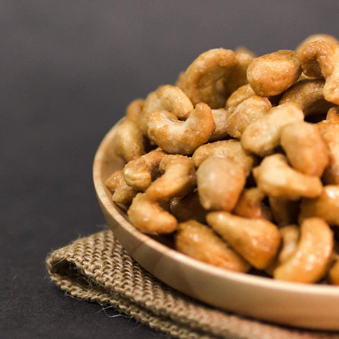 (14.1 oz) LAFOOCO Sea Salt Caramel Cashews, Vietnam Cashews, Lightly Salted, Sweet Tasty Snack, Rich in Nutrients