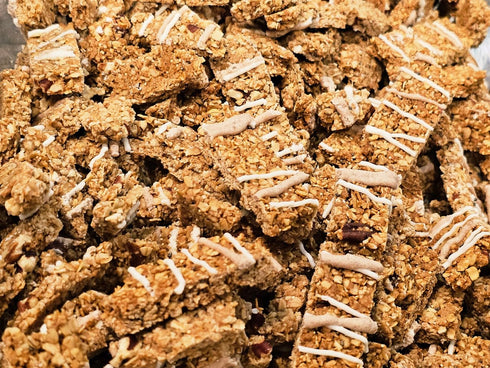 BROKEN TOWN (11.5oz) Granola Bricks (Cinnamon Roll)
